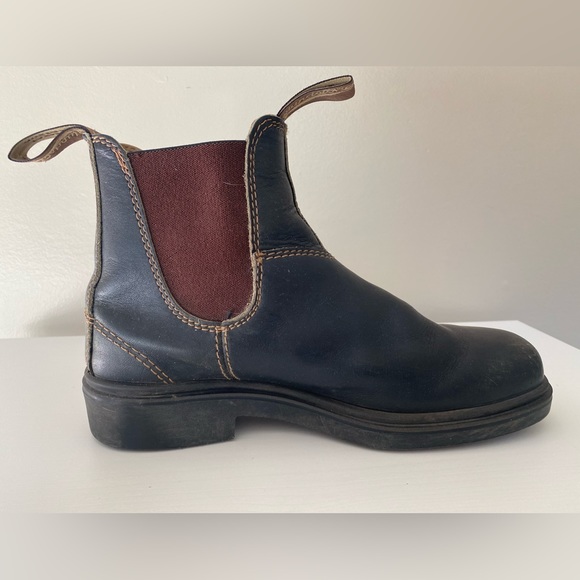 Blundstone Chisel Toe - Picture 3 of 8